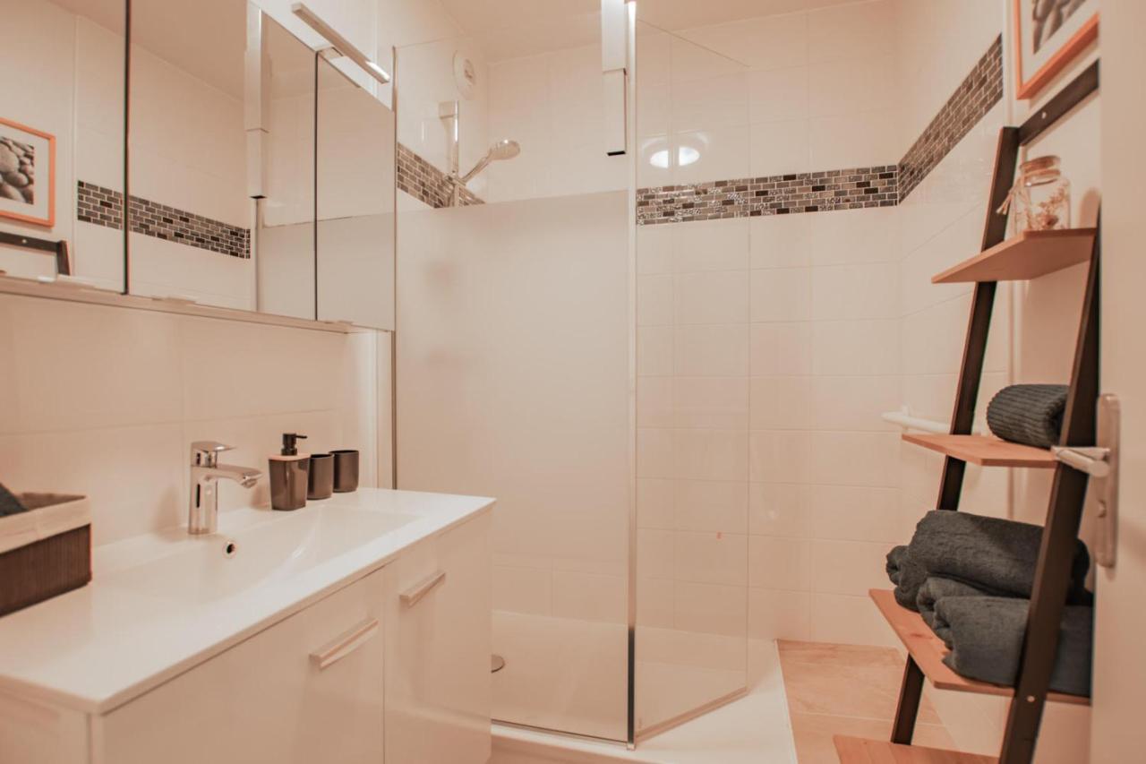 קונקרנו Appartement Hyper Centre Avec Garage Prive מראה חיצוני תמונה